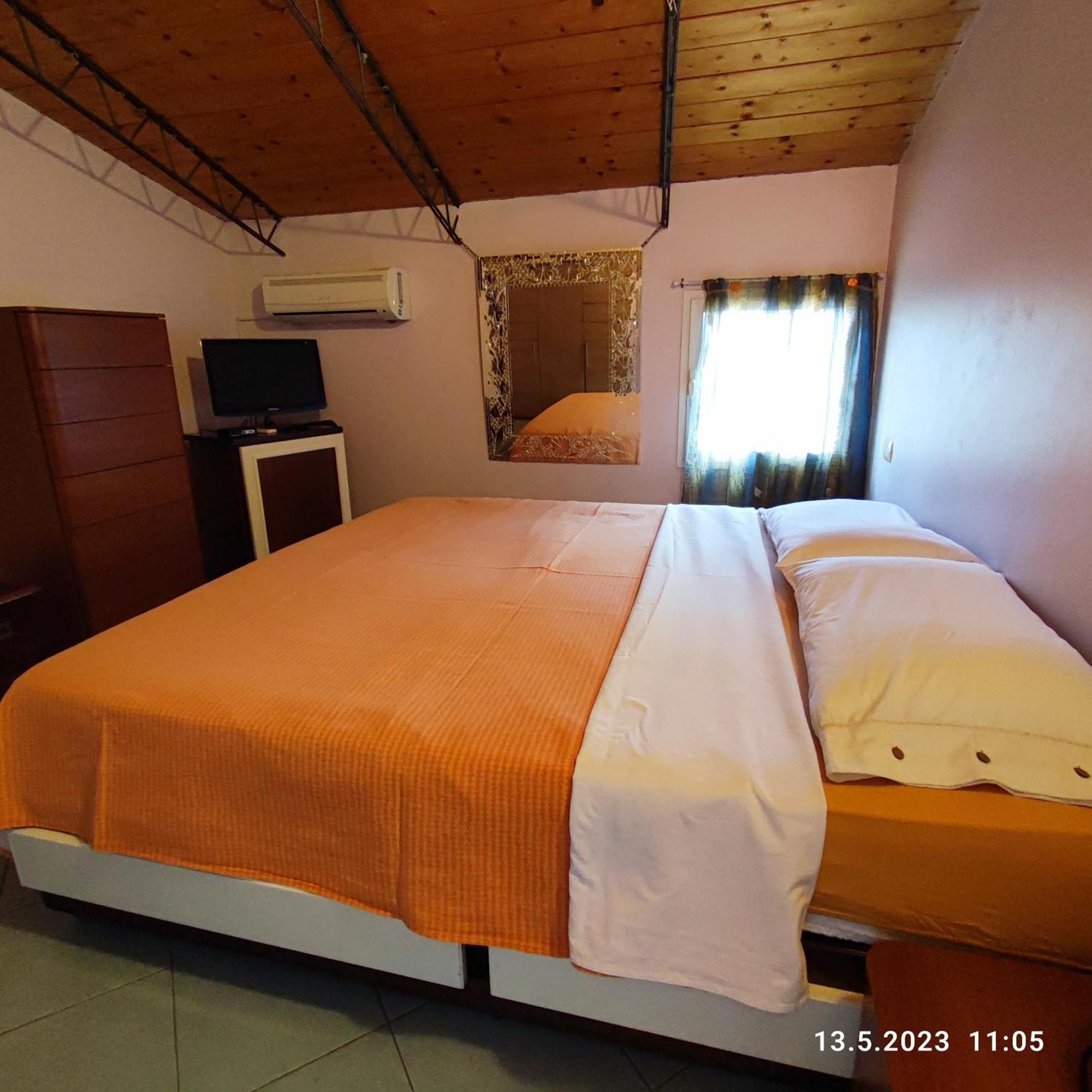 Villa Berio Due - Tuija Villa Viani Extérieur photo